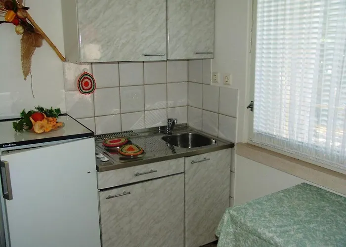 Christa Apartman
